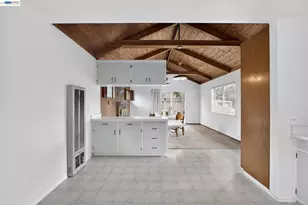 14562 Juniper St, San Leandro, CA 94579 - Photo 12