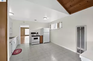 14562 Juniper St, San Leandro, CA 94579 - Photo 10