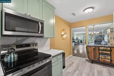 1984 Ascot Dr #C, Moraga, CA 94556 - Photo 12