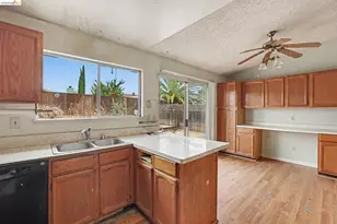5029 Teakwood Dr, Oakley, CA 94561 - Photo 8