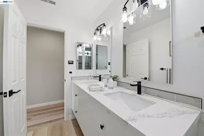 32501 Carmel Way, Union City, CA 94587 - Photo 34