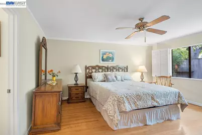 1112 San Antonio Ave, Alameda, CA 94501 - Photo 8