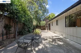 1112 San Antonio Ave, Alameda, CA 94501 - Photo 12