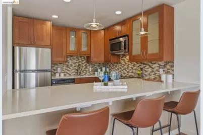 5 Embarcadero W #126, Oakland, CA 94607 - Photo 8