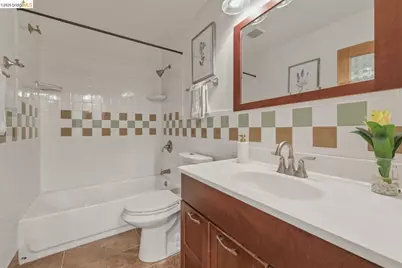 5 Embarcadero W #126, Oakland, CA 94607 - Photo 14