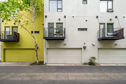 903 Zephyr Dr, Oakland, CA 94607 - Photo 24