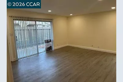 5451 Roundtree Pl #F, Concord, CA 94521 - Photo 6
