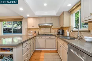 261 Appalachian Dr, Martinez, CA 94553 - Photo 14