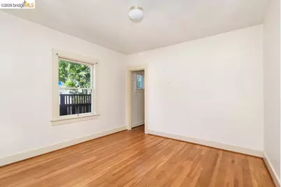 2418 Jefferson Avenue, Berkeley, CA 94703 - Photo 20