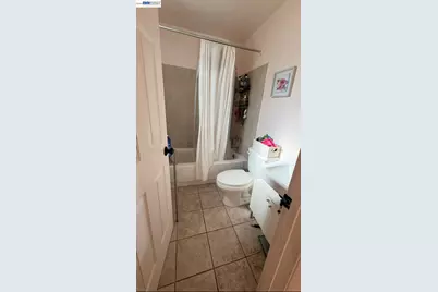 1536 Carleton St, Berkeley, CA 94703 - Photo 16
