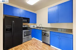 1121 40th St, Emeryville, CA 94608 - Photo 14