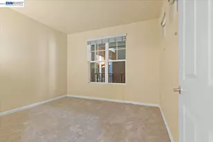 1121 40th St, Emeryville, CA 94608 - Photo 4