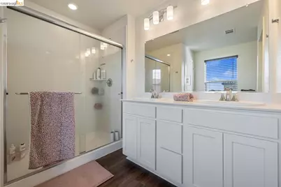 5439 Drawbridge Way, Riverbank, CA 95367 - Photo 28