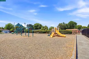 3218 Reva Dr, Concord, CA 94519 - Photo 40