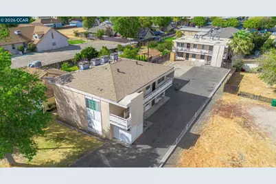 218 K St, Los Banos, CA 93635 - Photo 1