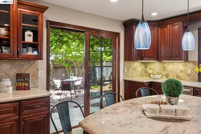 1501 8th St, Alameda, CA 94501 - Photo 26