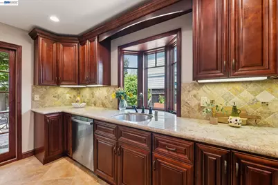 1501 8th St, Alameda, CA 94501 - Photo 28