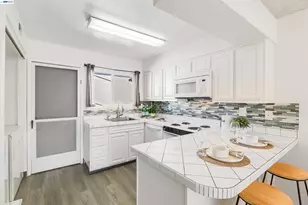 1851 Harrison St, Concord, CA 94520 - Photo 16
