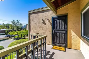 1851 Harrison St, Concord, CA 94520 - Photo 8