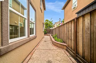 423 Toscana Way, Hayward, CA 94545 - Photo 4