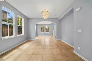 423 Toscana Way, Hayward, CA 94545 - Photo 8