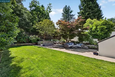 21 Camino Del Diablo, Orinda, CA 94563 - Photo 22