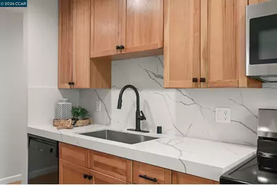 2560 Walnut Blvd #4, Walnut Creek, CA 94596 - Photo 6