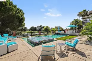 2127 Prestwick Dr, Discovery Bay, CA 94505 - Photo 40