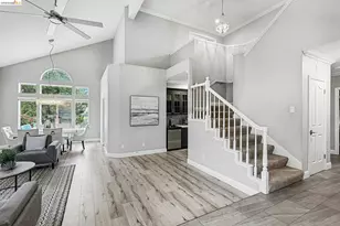 2127 Prestwick Dr, Discovery Bay, CA 94505 - Photo 10