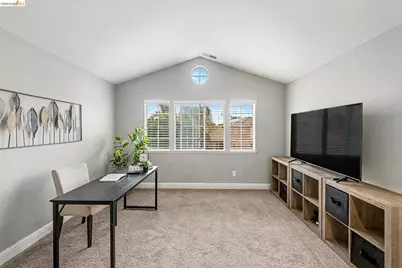 2127 Prestwick Dr, Discovery Bay, CA 94505 - Photo 48