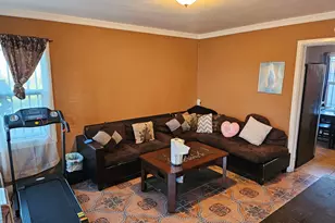 154 W Chanslor Ave, Richmond, CA 94801 - Photo 2