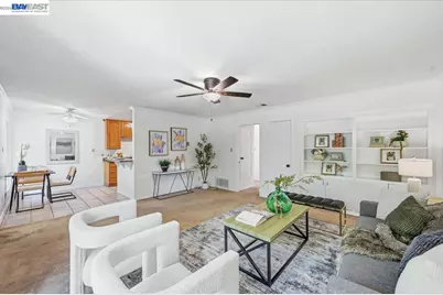 3033 Los Prados Street #230, San Mateo, CA 94403 - Photo 6