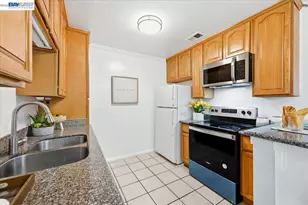 3033 Los Prados St, San Mateo, CA 94403 - Photo 12