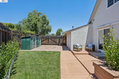 36481 Bettencourt St, Newark, CA 94560 - Photo 42