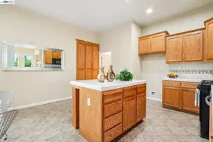 2547 Wesley Ln, Stockton, CA 95206 - Photo 12