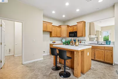 2547 Wesley Ln, Stockton, CA 95206 - Photo 14