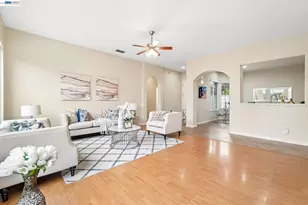 2547 Wesley Ln, Stockton, CA 95206 - Photo 8