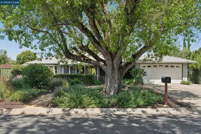2060 Ahneita Dr., Pleasant Hill, CA 94523 - Photo 2