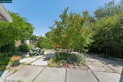 2060 Ahneita Dr., Pleasant Hill, CA 94523 - Photo 58