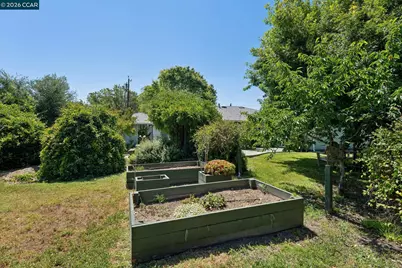 2060 Ahneita Dr., Pleasant Hill, CA 94523 - Photo 66