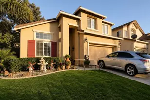 1356 Gentry Ln, Tracy, CA 95377 - Photo 2