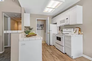 7016 Stagecoach Rd, Dublin, CA 94568 - Photo 8