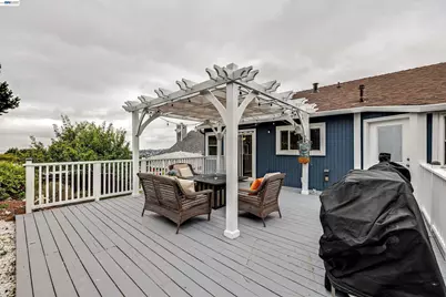 23467 Mona Marie Ct, Hayward, CA 94541 - Photo 4