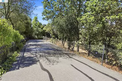 6951 Mariposa Ln, Dublin, CA 94568 - Photo 38