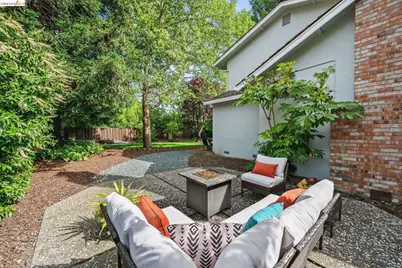 206 Sheila Ct, Moraga, CA 94556 - Photo 30