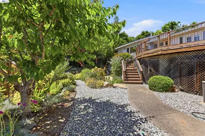 748 Wimbledon Ln, Livermore, CA 94550 - Photo 36