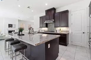 2812 Mount Dana Dr, Dublin, CA 94568 - Photo 16