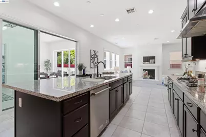 2812 Mount Dana Dr, Dublin, CA 94568 - Photo 18
