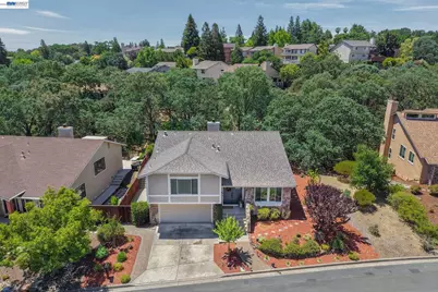 135 Saint Germain Lane, Pleasant Hill, CA 94523 - Photo 4