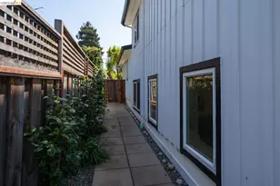 1470 Cornell Ave, Berkeley, CA 94702 - Photo 50